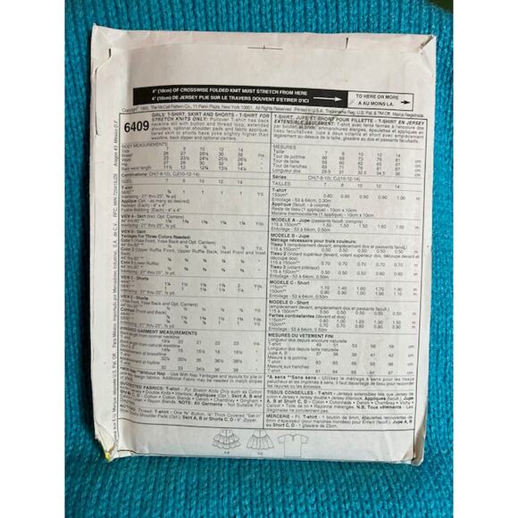 McCalls Sewing pattern 6409 Girls t-shirt shorts tiered skirt vintage 1980s - Picture 3 of 5